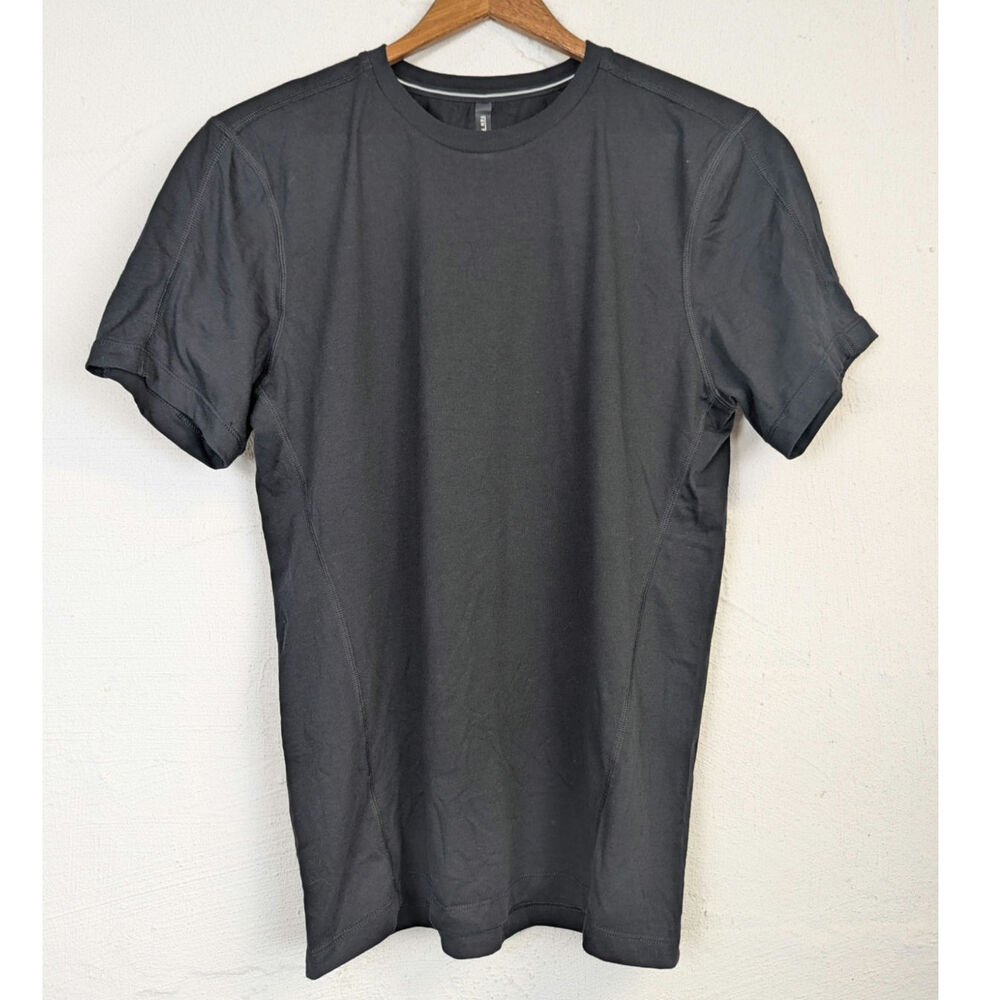 Ten Thousand Durable Shirt Black Performance Breathable Gym Workout Mens Small